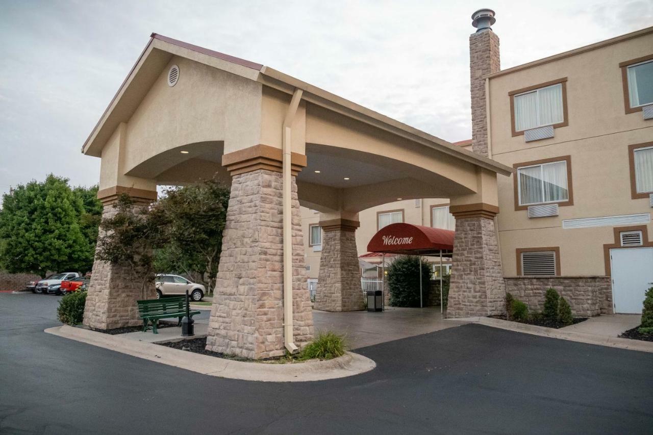 Baymont By Wyndham Springfield I-44 Exterior foto